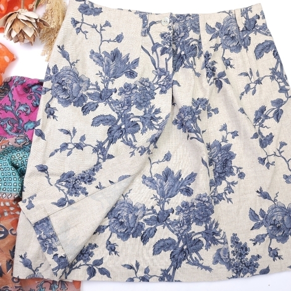 Talbots Beige Blue Floral Wrap Skirt Sz 12p - Picture 4 of 10